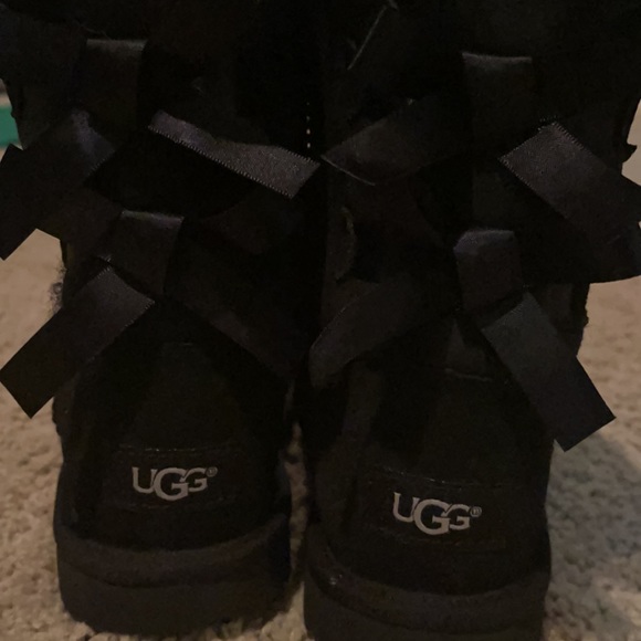 UGG GIRL’S Bailey Bow Boots *CUSTOMIZED* - Picture 2 of 6